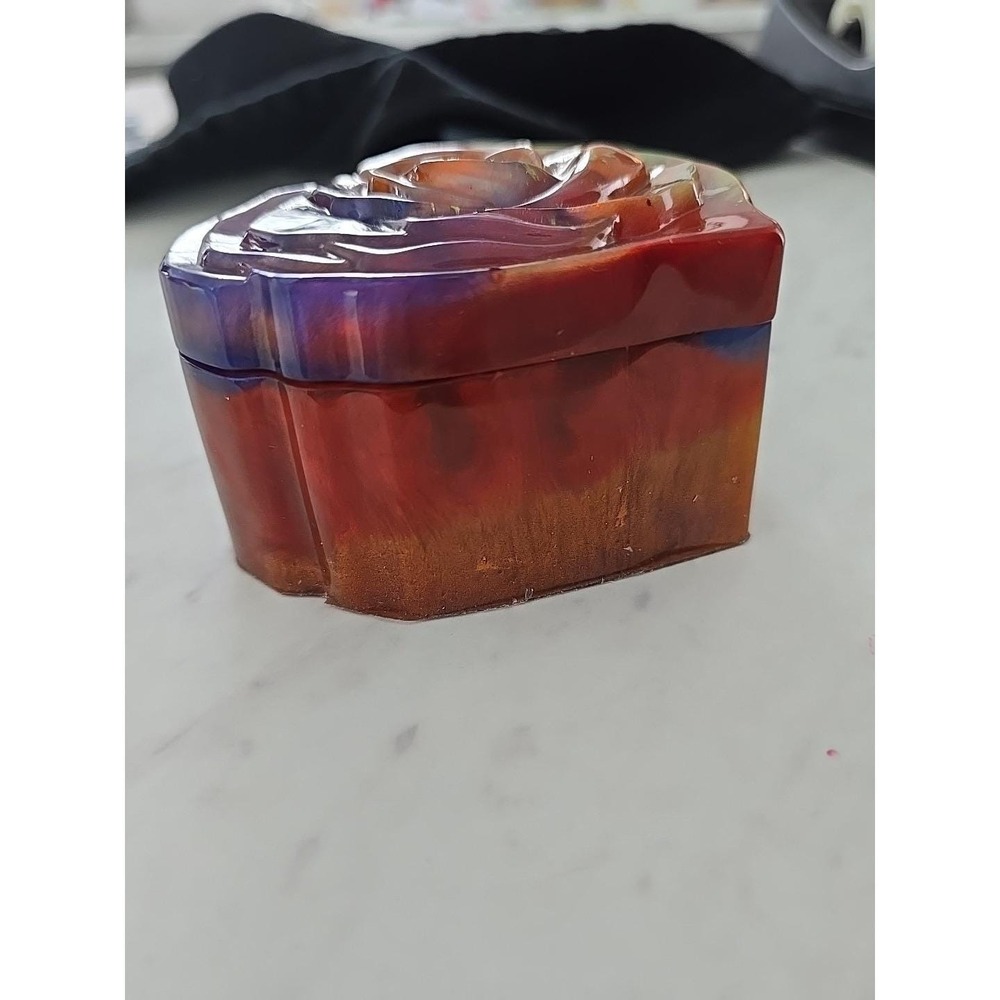 Handmade Resin Heart Shaped Box Valentines Gift Decoration 705 - Picture 5 of 7